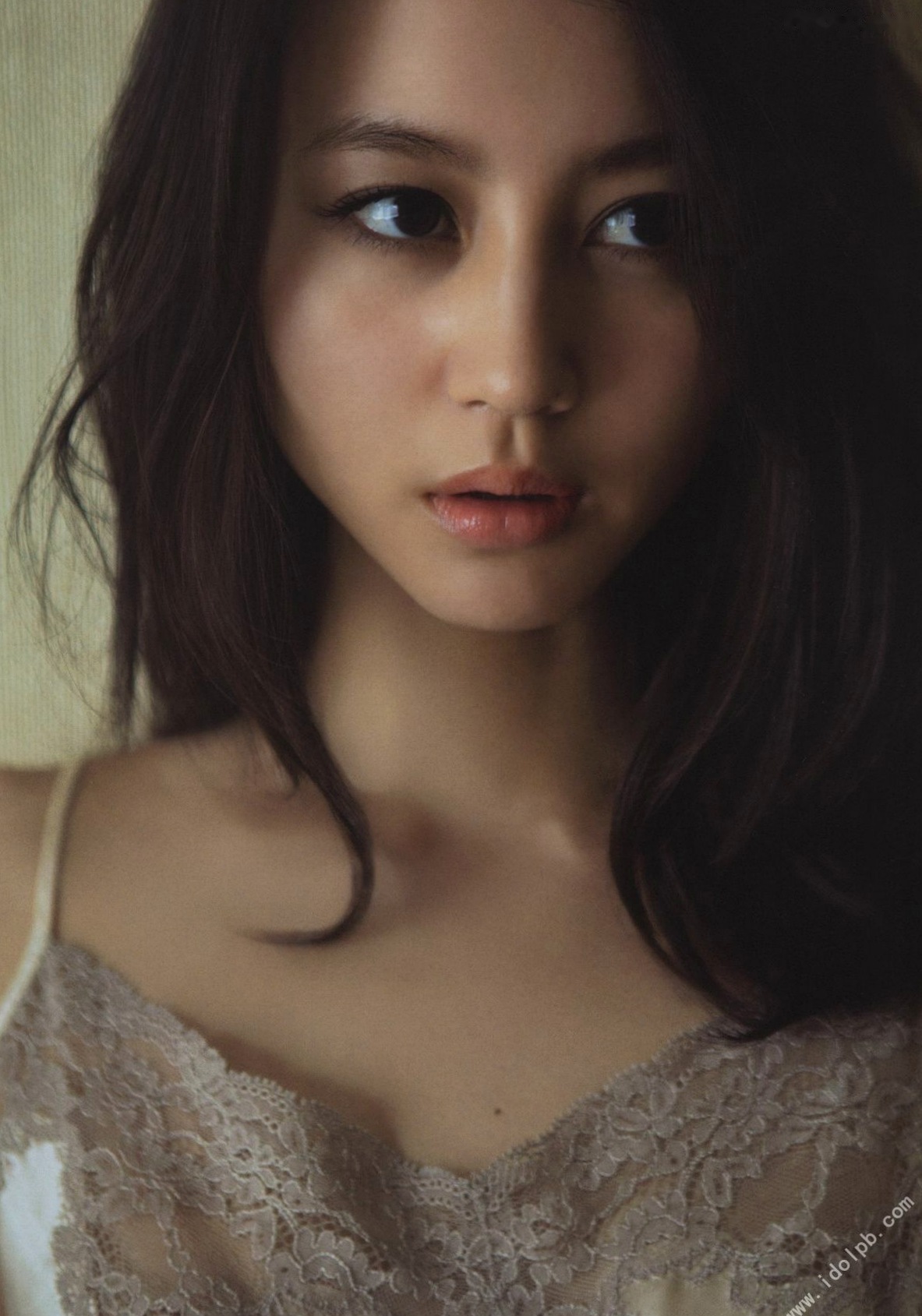 Gallery - 堀北真希《Dramatic》高清写真集，唯美都市街拍与时尚造型，尽显知性清冷女神气质[106P]气质清新街拍女神日本 堀北真希女神私房照_秀色女神 - image 5