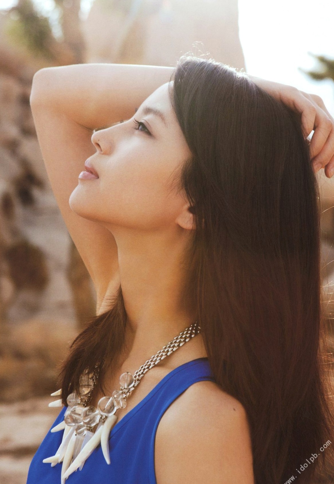 Gallery - 堀北真希《Dramatic》高清写真集，唯美都市街拍与时尚造型，尽显知性清冷女神气质[106P]气质清新街拍女神日本 堀北真希女神私房照_秀色女神 - image 9