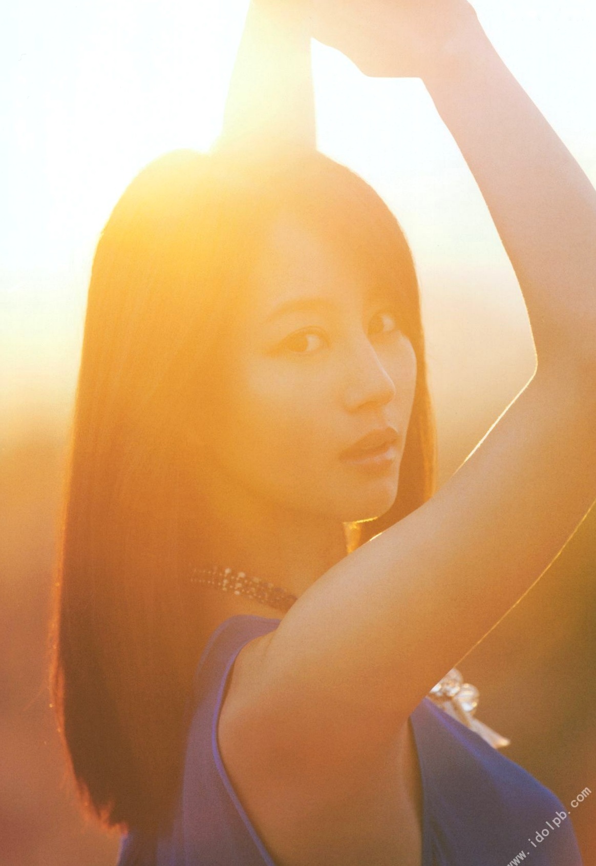 Gallery - 堀北真希《Dramatic》高清写真集，唯美都市街拍与时尚造型，尽显知性清冷女神气质[106P]气质清新街拍女神日本 堀北真希女神私房照_秀色女神 - image 18