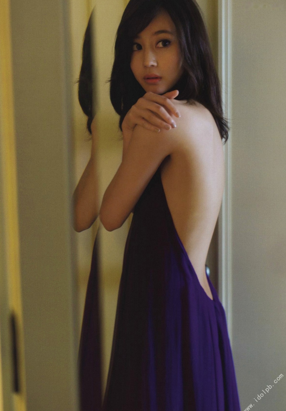 Gallery - 堀北真希《Dramatic》高清写真集，唯美都市街拍与时尚造型，尽显知性清冷女神气质[106P]气质清新街拍女神日本 堀北真希女神私房照_秀色女神 - image 72