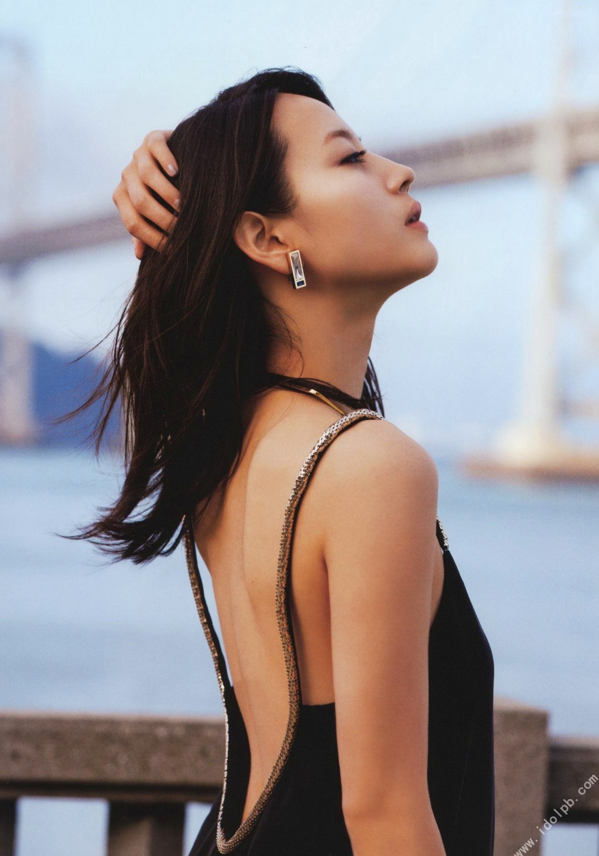Gallery - 堀北真希《Dramatic》高清写真集，唯美都市街拍与时尚造型，尽显知性清冷女神气质[106P]气质清新街拍女神日本 堀北真希女神私房照_秀色女神 - image 85