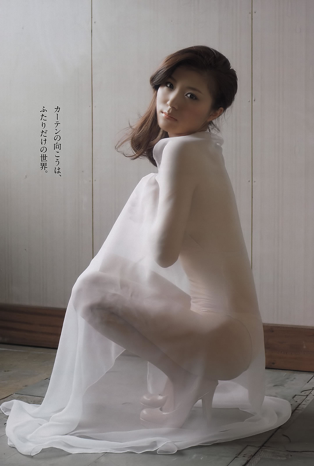 [Weekly Playboy]高清写真图2011 No.17 绫瀬はるか 宫沢佐江 新川优爱 爱衣