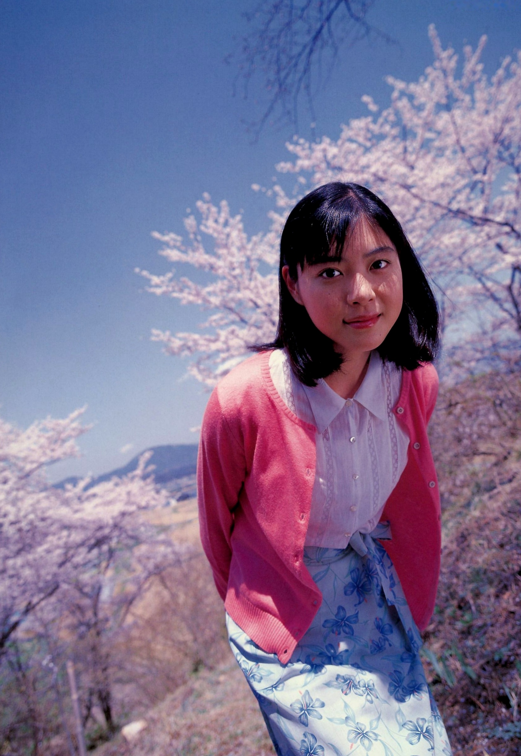 Gallery - Juri Ueno 上野树里《JURI First》写真集，早期纯真海滩假日，清纯清新少女风日本清纯治愈系清新 上野树里女神私房照_秀色女神 - image 10
