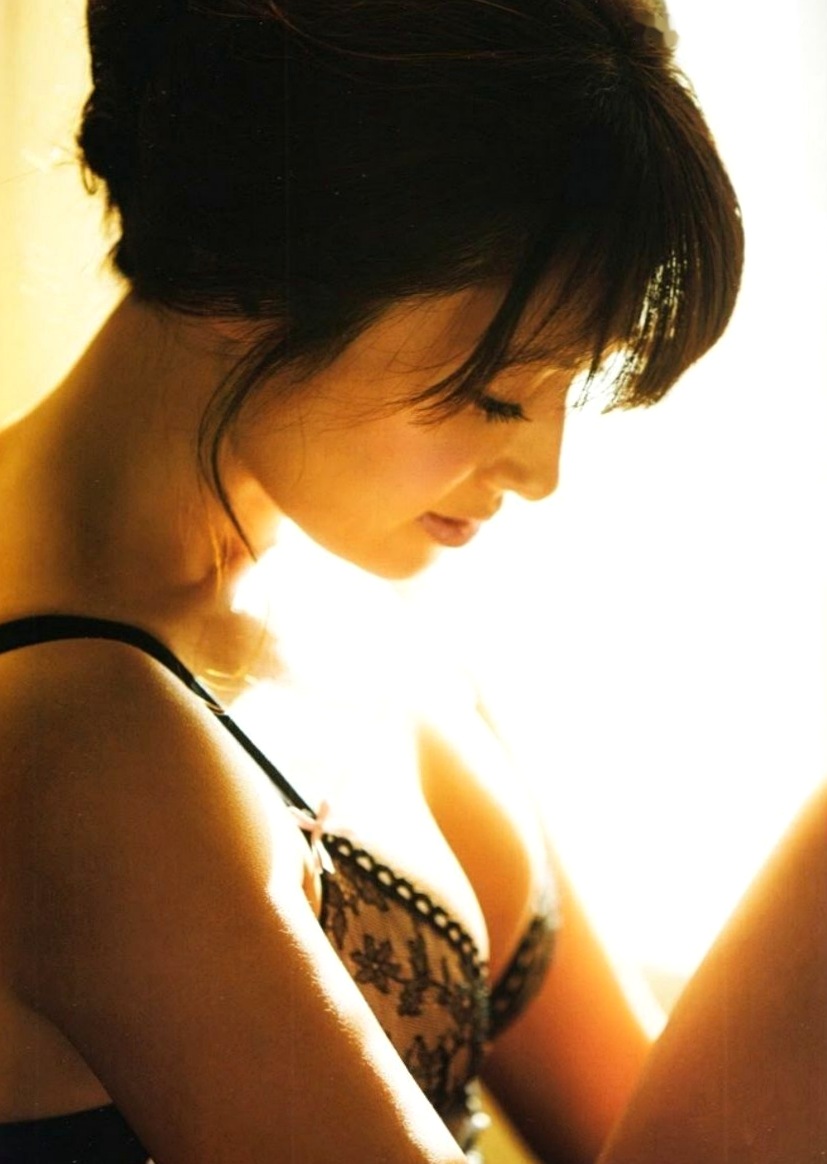 Gallery - PB写真集_深田恭子《(un)touch》高清大图，女神写真私房居家与户外街拍，展现多面性感诱惑魅力 [97P]日本性感诱惑气质清新 深田恭子女神私房照_秀色女神 - image 81