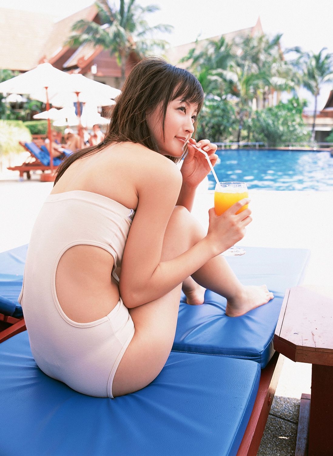 小松彩夏-[YS Web]高清写真图套图写真图集Vol.203