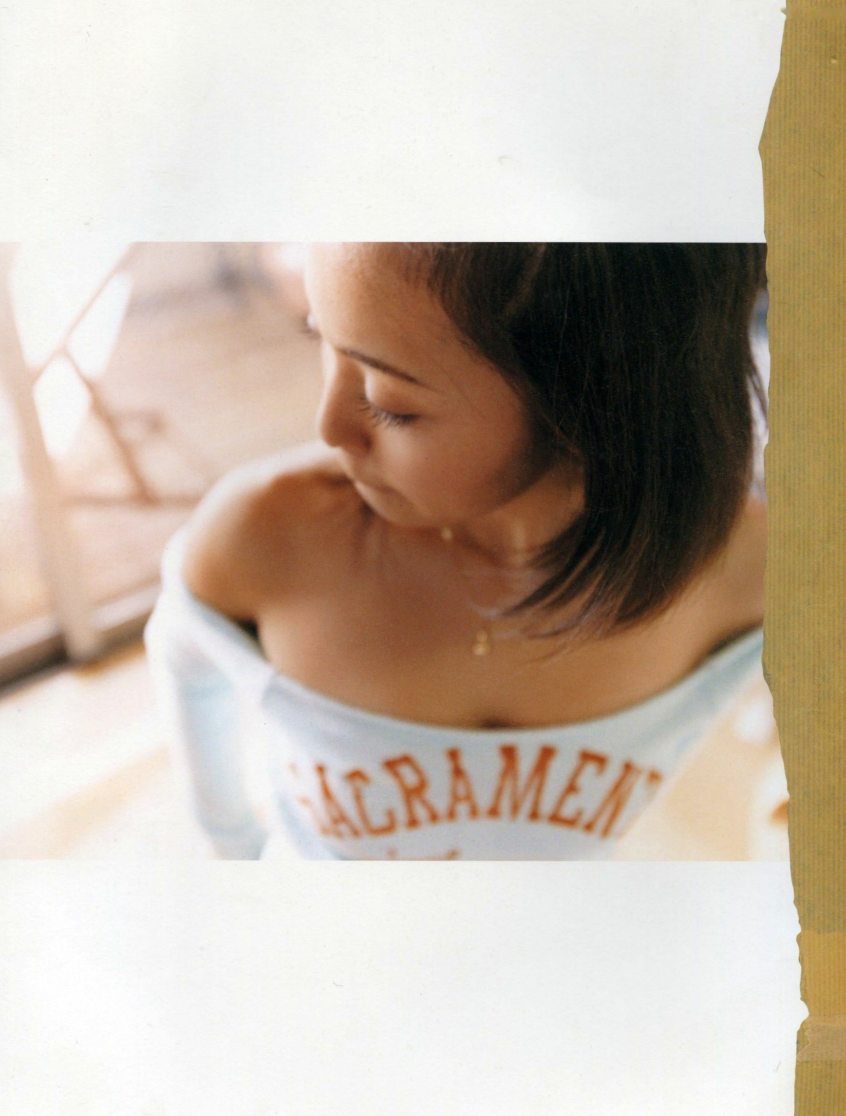 Gallery - 岩佐真悠子写真集《イキズカイ》生活随拍与内衣诱惑，展现清纯与性感并存的绝美身姿，全套高清套图日本性感诱惑私房照极品 岩佐真悠子女神私房照_秀色女神 - image 10