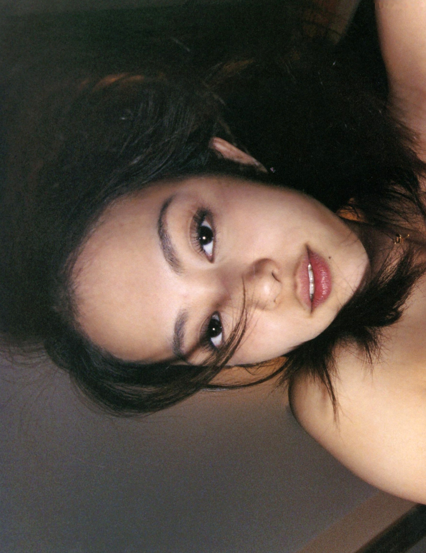 Gallery - 岩佐真悠子写真集《イキズカイ》生活随拍与内衣诱惑，展现清纯与性感并存的绝美身姿，全套高清套图日本性感诱惑私房照极品 岩佐真悠子女神私房照_秀色女神 - image 23