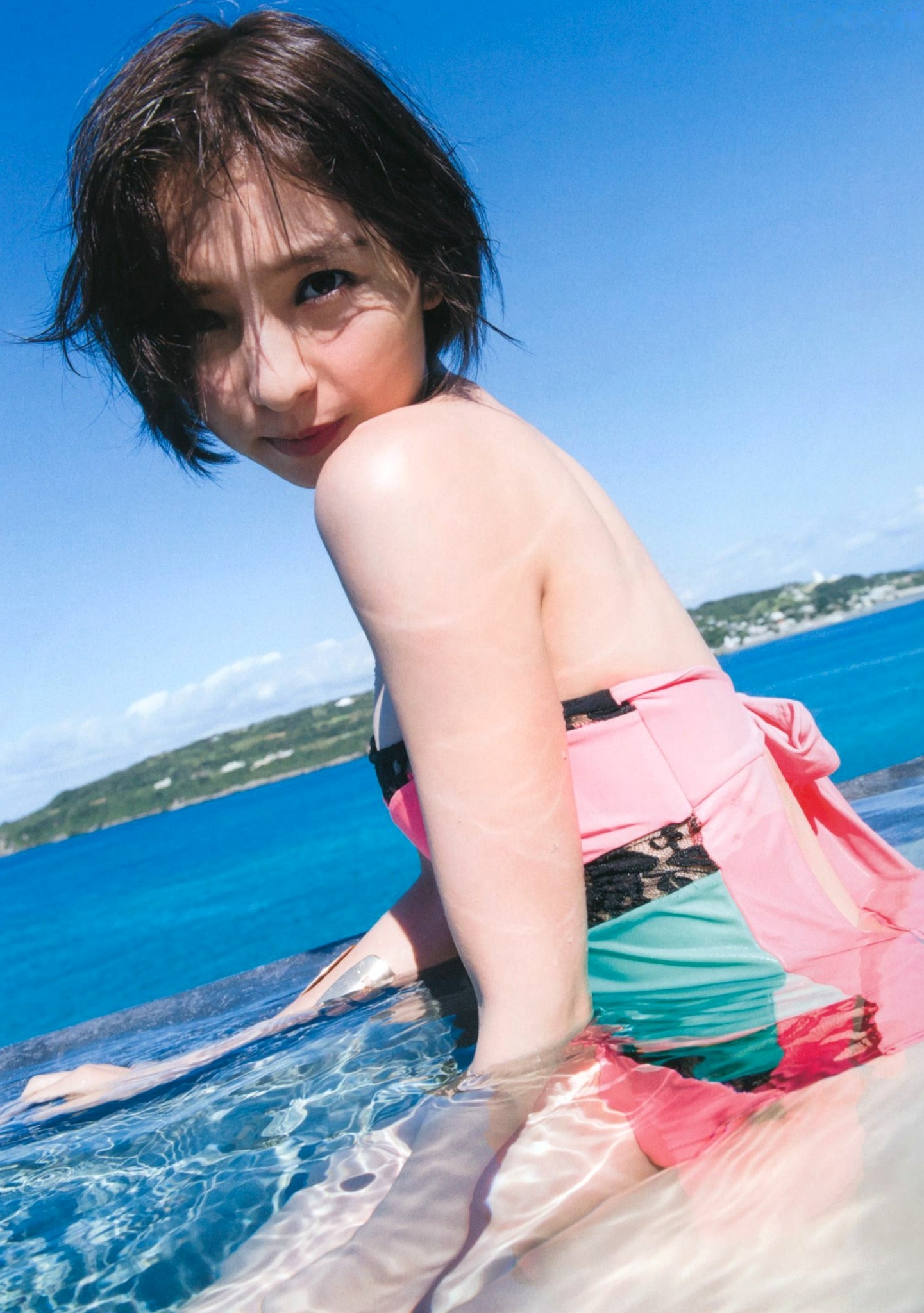 Gallery - PB写真集_篠田麻里子《Memories》完全版_清纯甜美_夏日海滩泳池度假_湿身诱惑写真日本清纯治愈系清新比基尼 篠田麻里子女神私房照_秀色女神 - image 94