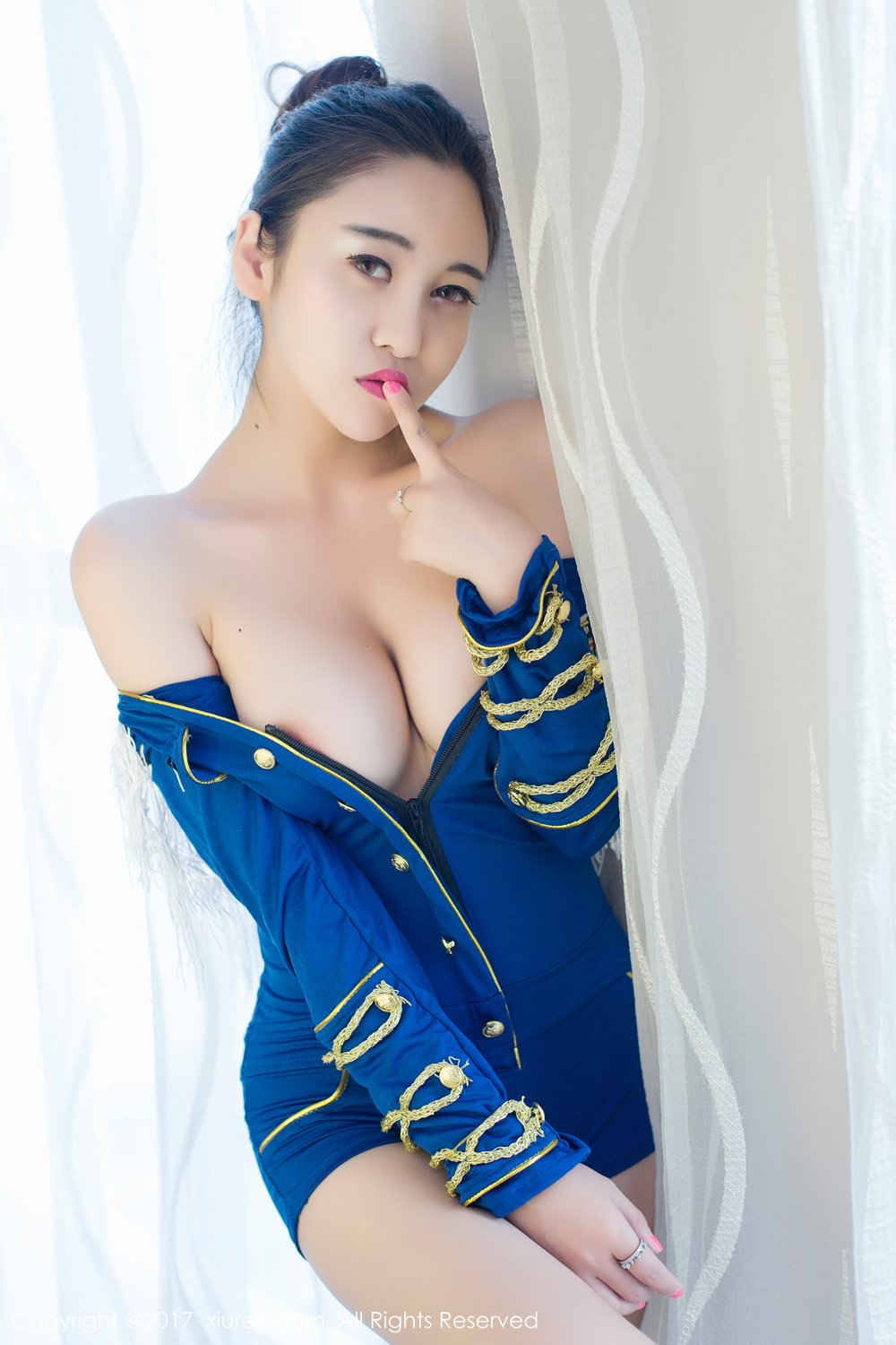 李梓熙- [XIUREN秀人网] 2017.01.10 XR20170110N00677