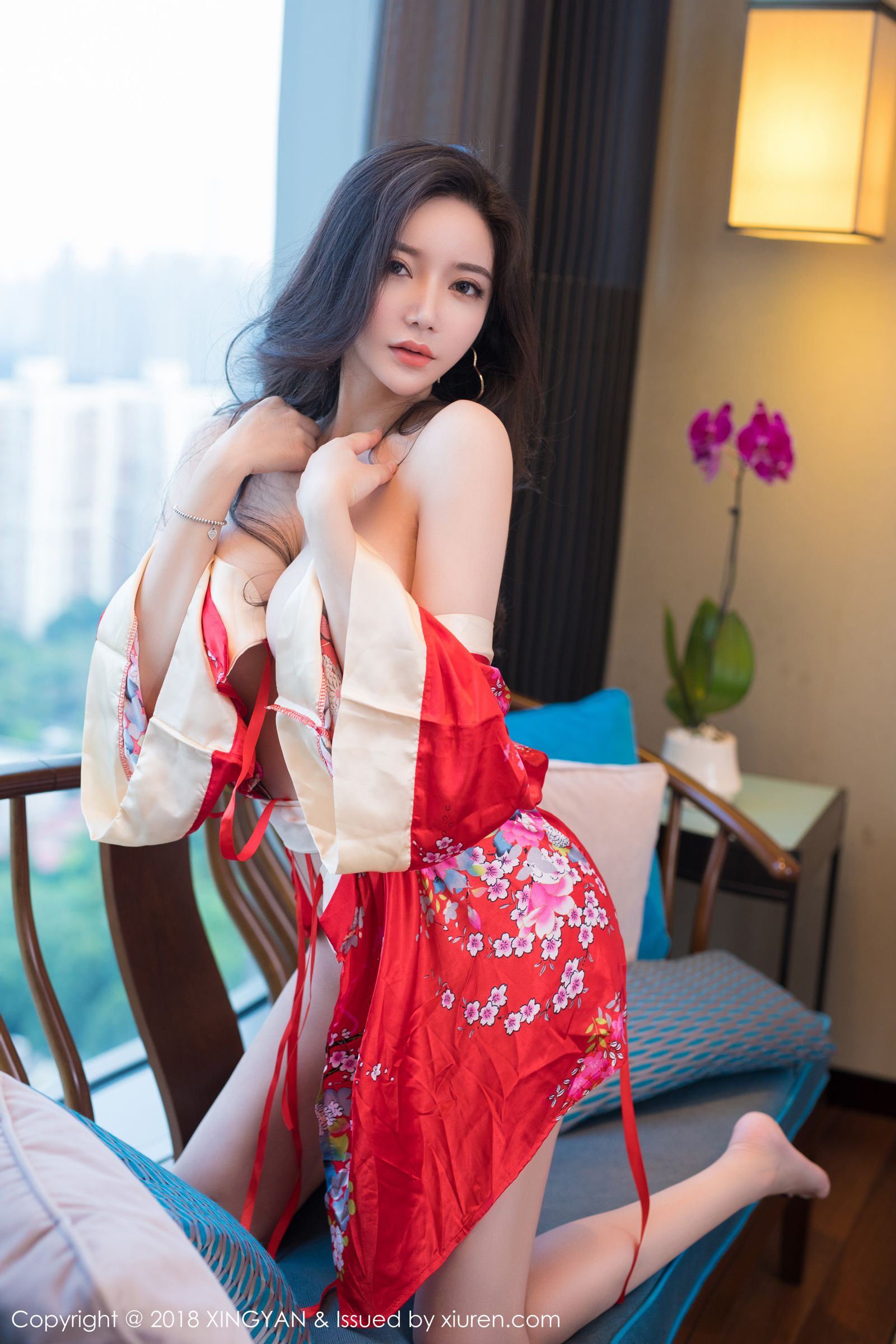 性感女神心妍小公主 华丽和服开胸比基尼