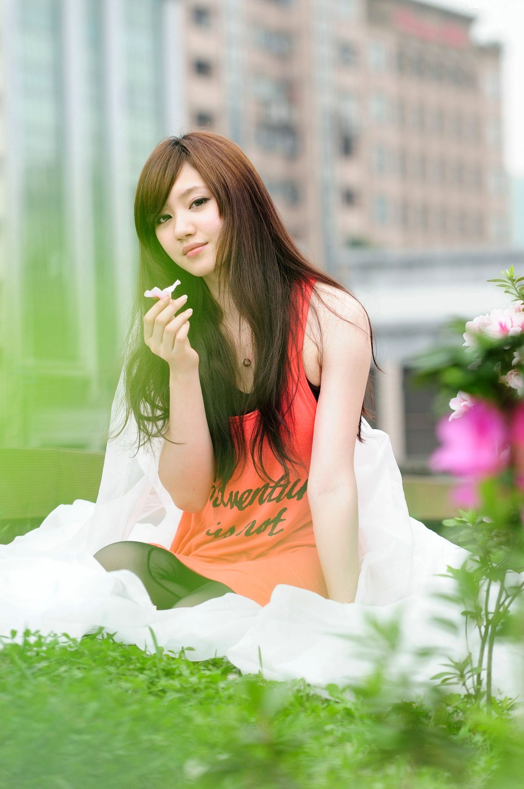 Gallery - 台湾美少女小雅户外随拍：条纹装搭配黑丝尽显清新气质与修长美腿，治愈系街拍写真集台湾街拍清新美腿丝袜 顾莉雅女神私房照_秀色女神 - image 16