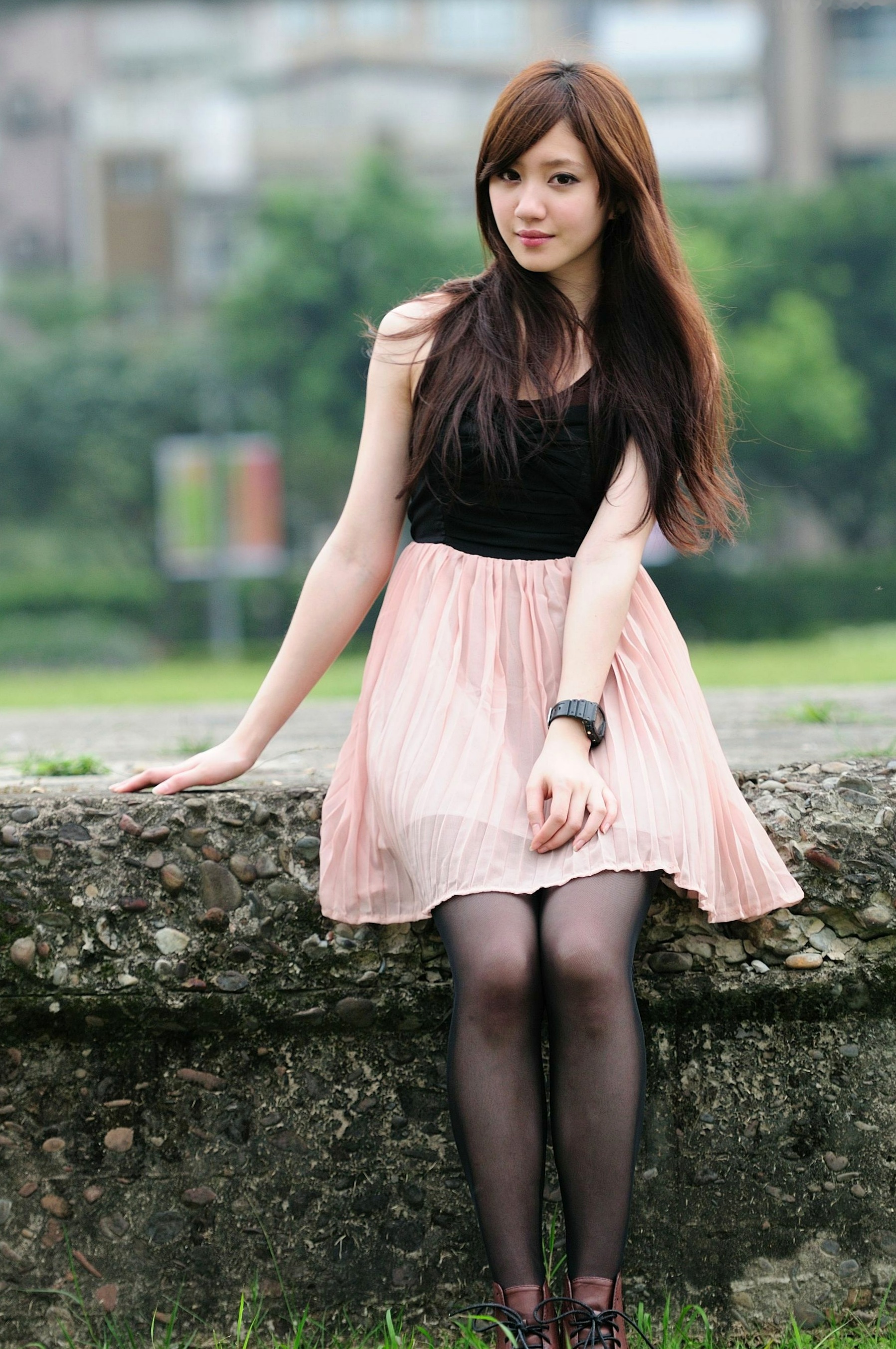 Gallery - 台湾美少女小雅户外随拍：条纹装搭配黑丝尽显清新气质与修长美腿，治愈系街拍写真集台湾街拍清新美腿丝袜 顾莉雅女神私房照_秀色女神 - image 24