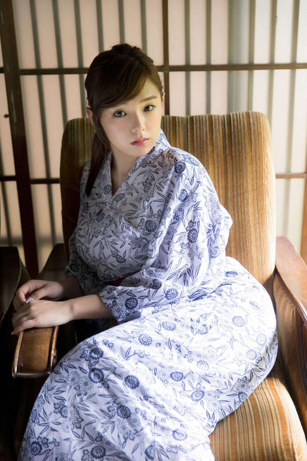 篠崎愛 [YS-Web]高清写真图vol.682 あっためて あげる