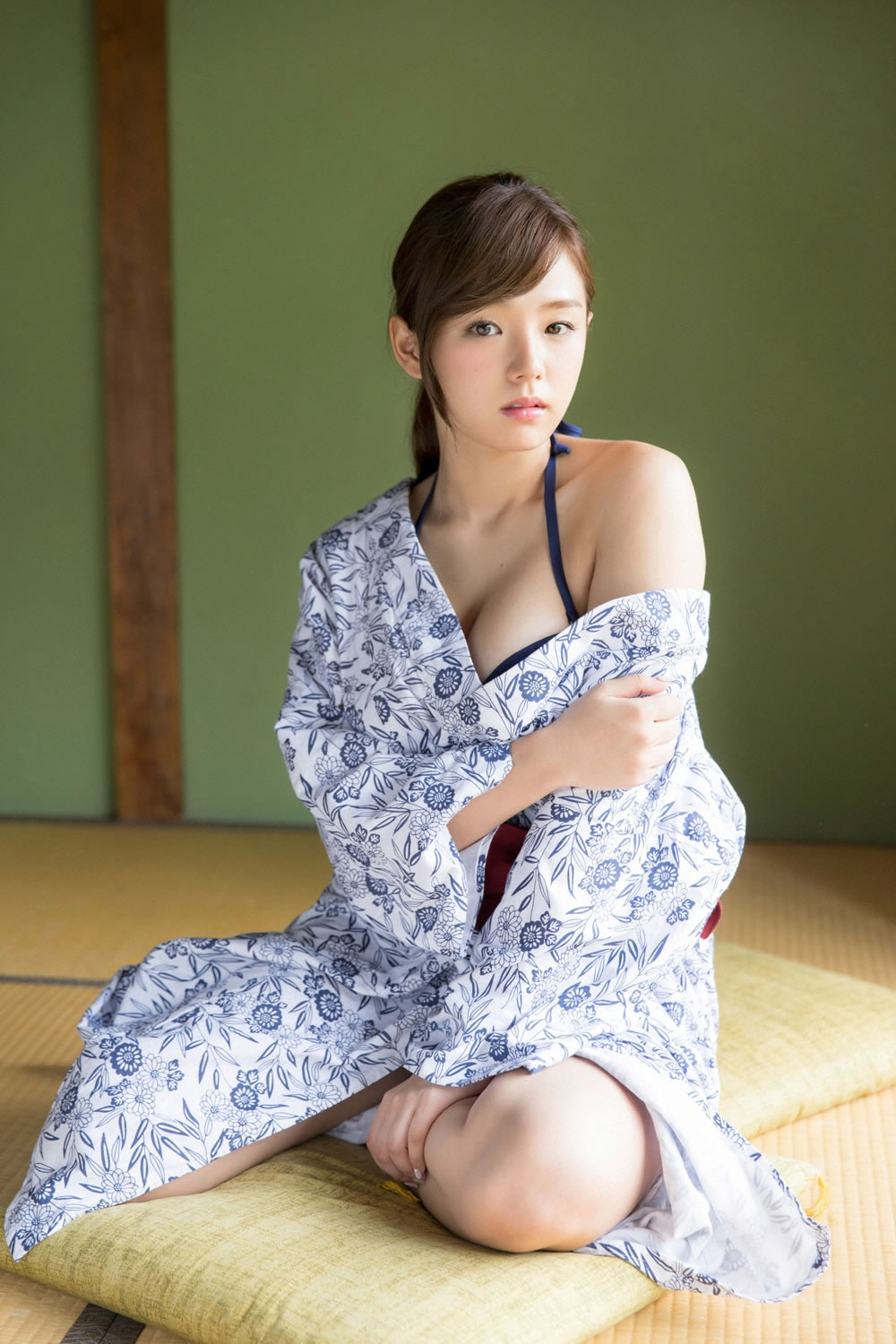 篠崎愛 [YS-Web]高清写真图vol.682 あっためて あげる