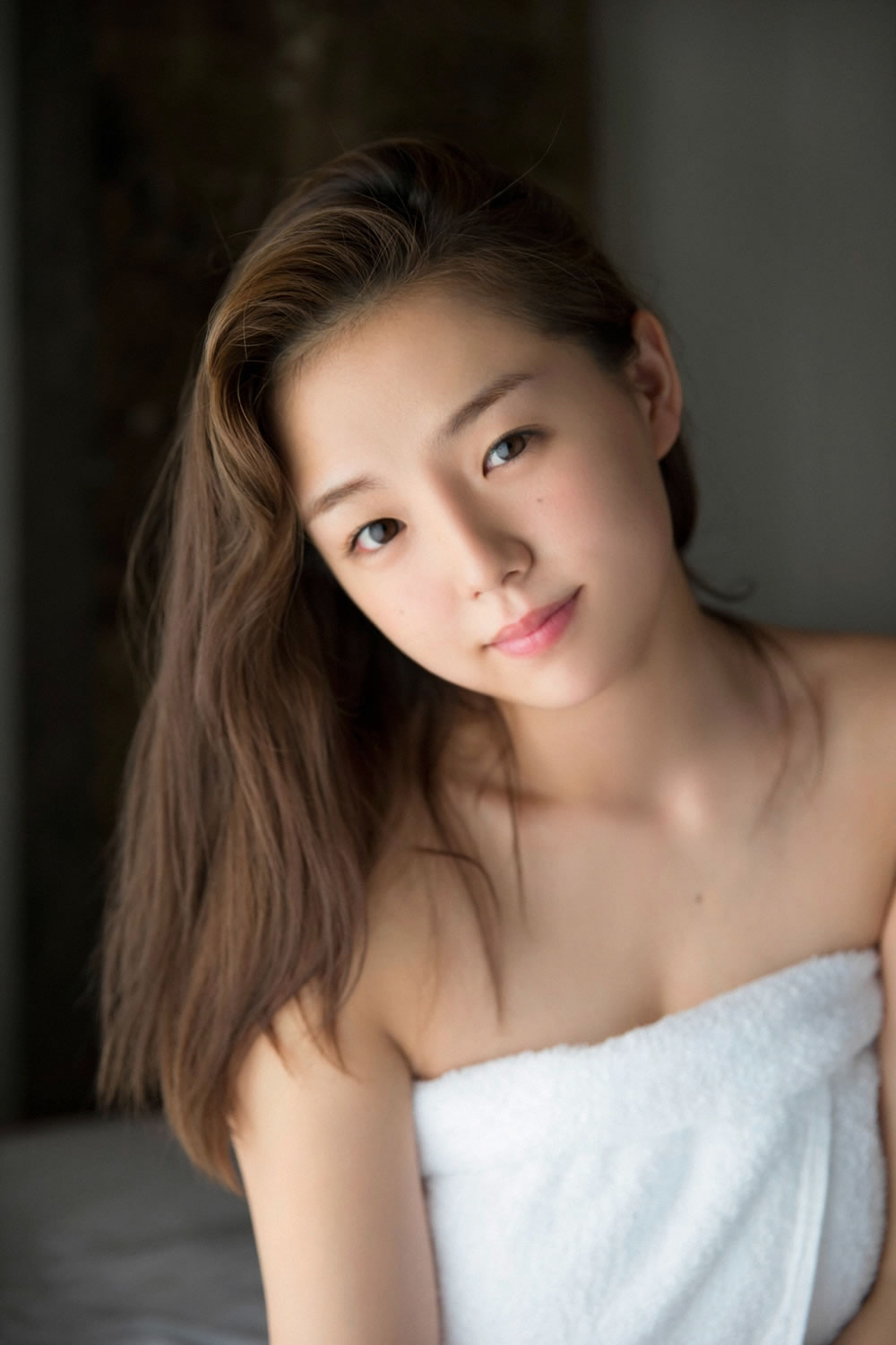 篠崎愛 [YS-Web]高清写真图vol.682 あっためて あげる