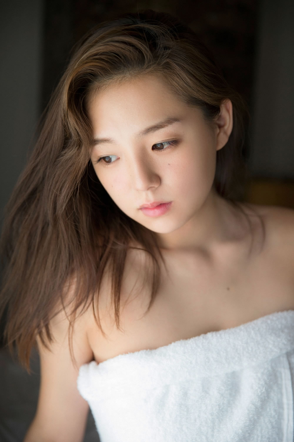 篠崎愛 [YS-Web]高清写真图vol.682 あっためて あげる