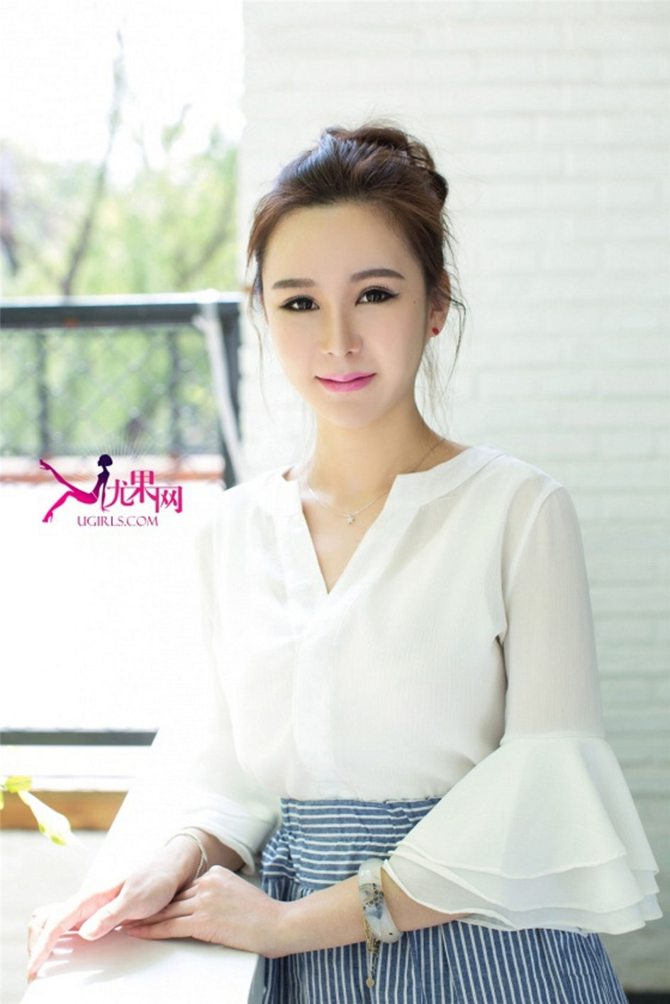 王瑞儿 [Ugirls尤果网]高清写真图第92期 美艳绝伦大美女小软图片