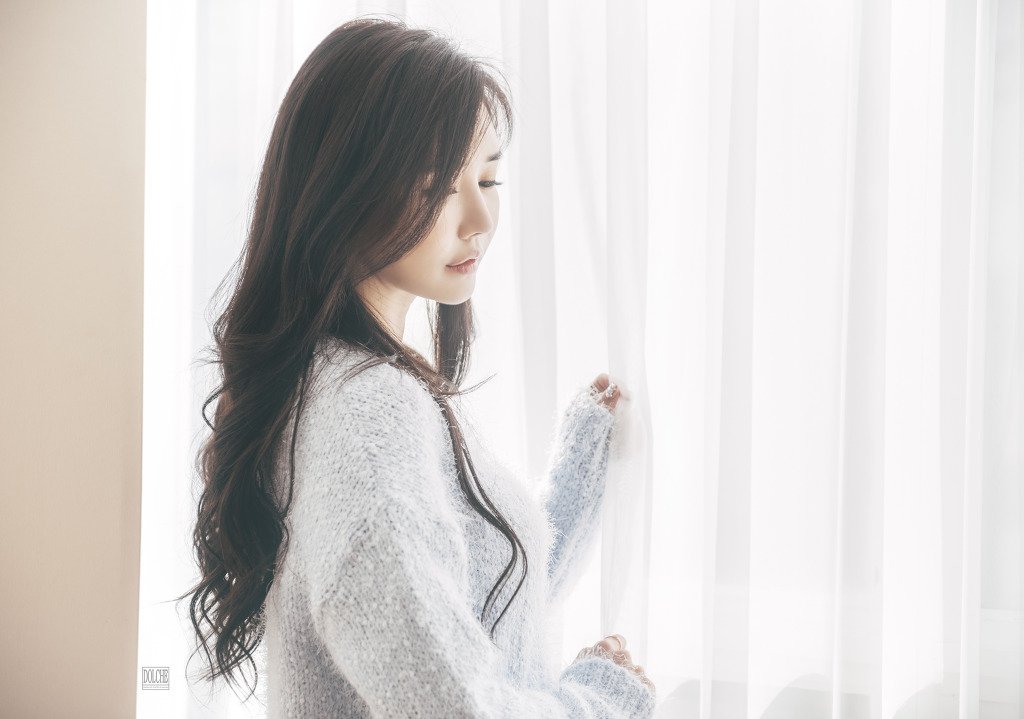 韩佳恩- 南韩美模超妩媚家居写真