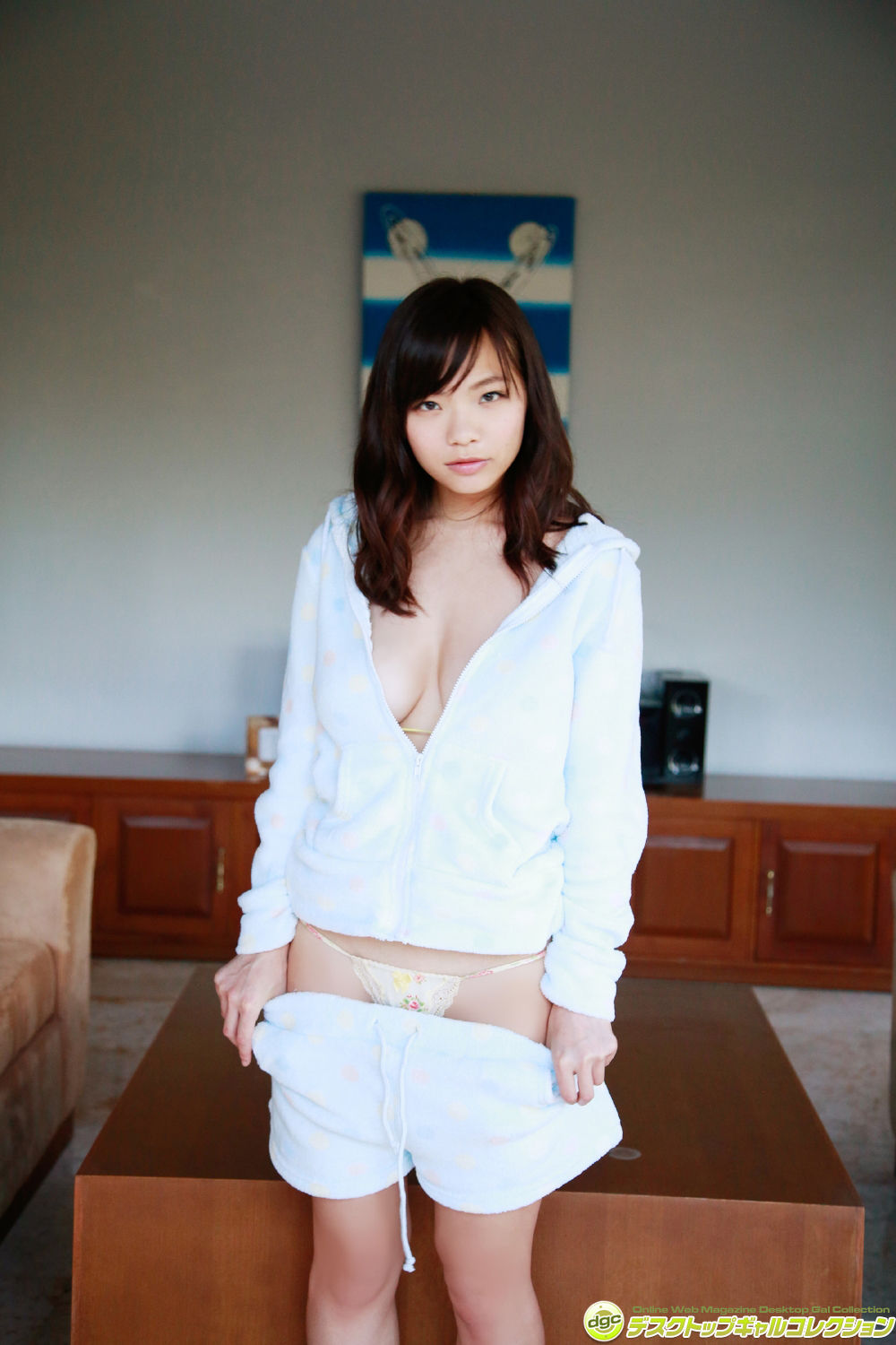 鹰羽澪-《99センチIカップの超乳で人気上昇中!!》[DGC]高清写真图套图写真图集No.1186