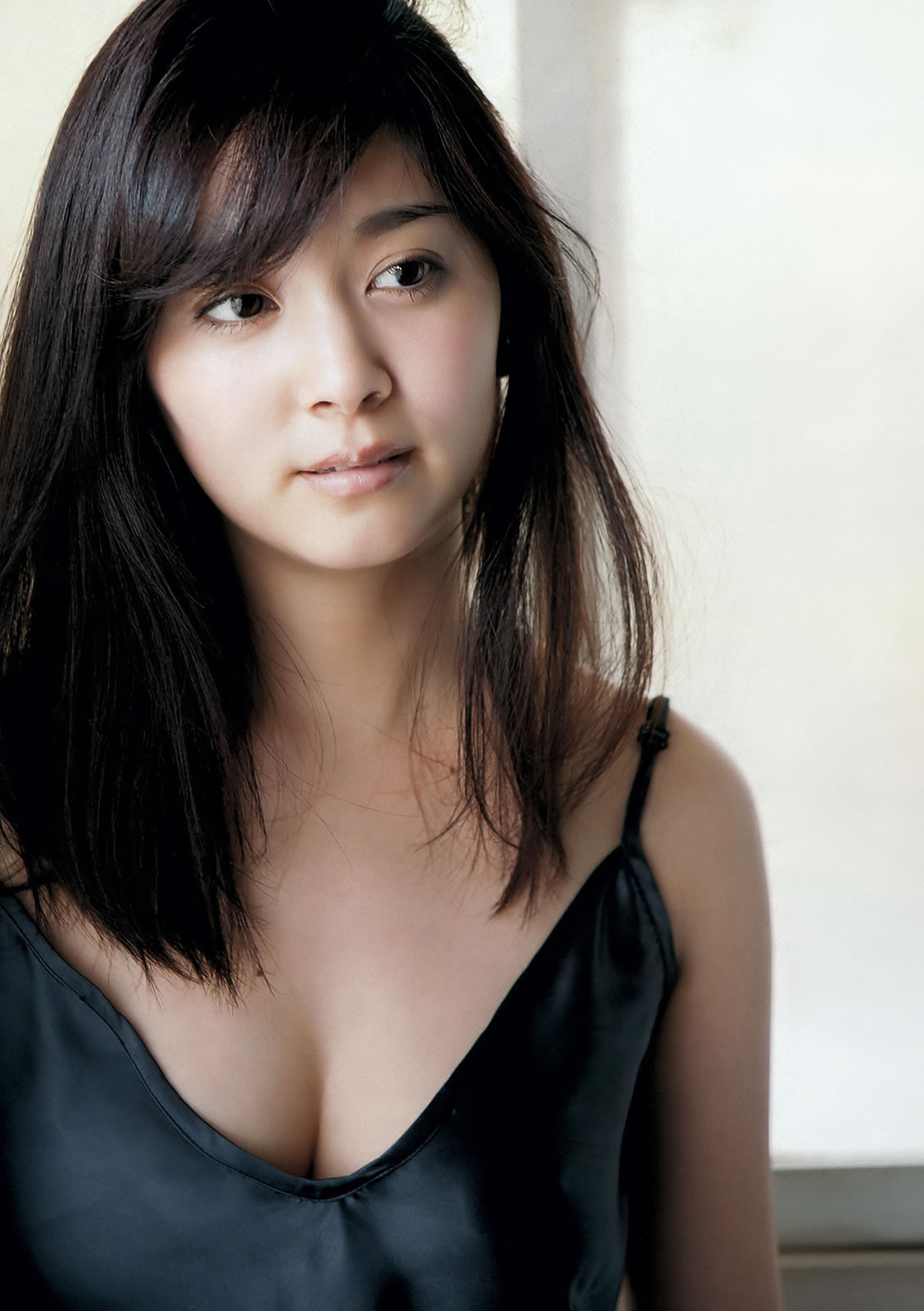 [Weekly Playboy]高清写真图2012 No.45 能年玲奈 AKB48 亜里沙 Ili 太田千晶