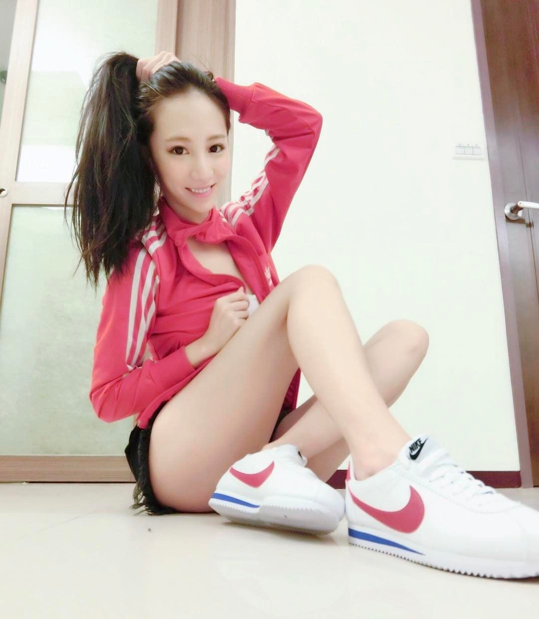 林采缇- 过往灰飞烟灭，她的性感归来
