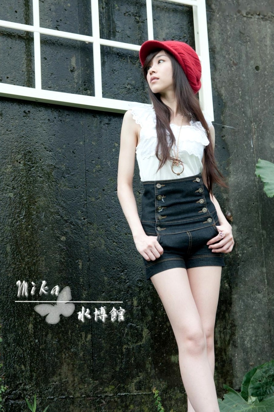 Gallery - 台湾清纯女神Mika户外街拍精选写真，清新甜美穿搭尽显邻家少女气质与动人魅力台湾清纯街拍治愈系清新 萧美卡女神私房照_秀色女神 - image 11