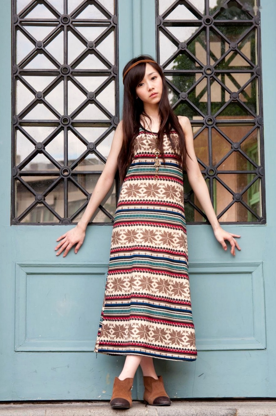 Gallery - 台湾清纯女神Mika户外街拍精选写真，清新甜美穿搭尽显邻家少女气质与动人魅力台湾清纯街拍治愈系清新 萧美卡女神私房照_秀色女神 - image 30