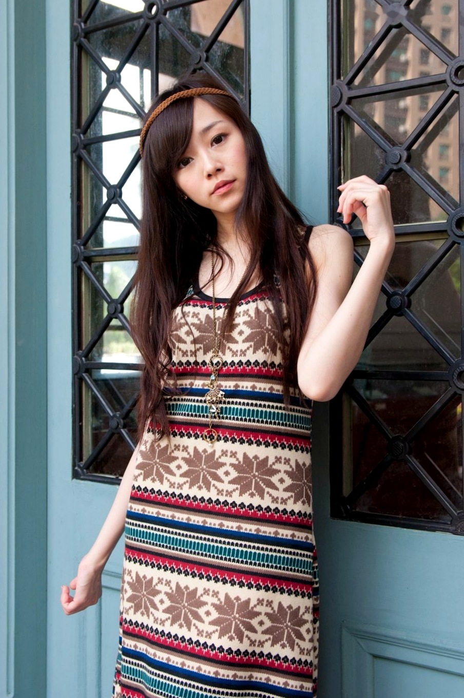 Gallery - 台湾清纯女神Mika户外街拍精选写真，清新甜美穿搭尽显邻家少女气质与动人魅力台湾清纯街拍治愈系清新 萧美卡女神私房照_秀色女神 - image 34