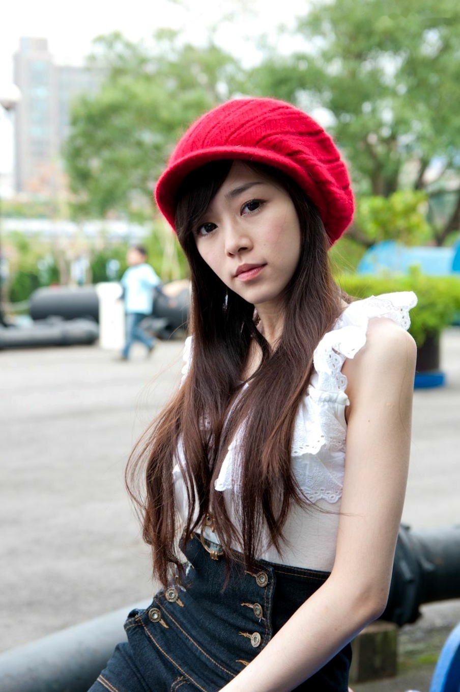 Gallery - 台湾清纯女神Mika户外街拍精选写真，清新甜美穿搭尽显邻家少女气质与动人魅力台湾清纯街拍治愈系清新 萧美卡女神私房照_秀色女神 - image 41