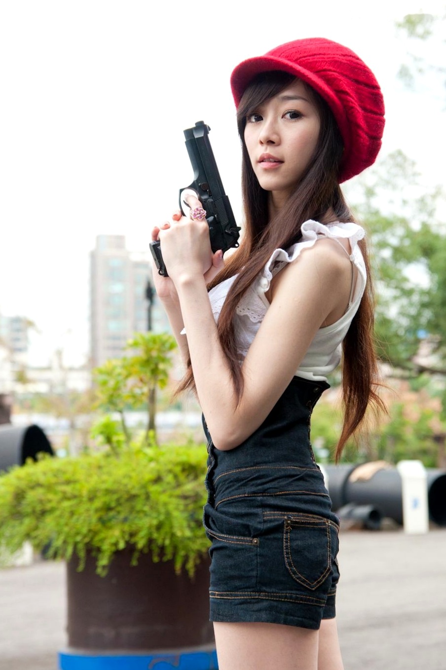 Gallery - 台湾清纯女神Mika户外街拍精选写真，清新甜美穿搭尽显邻家少女气质与动人魅力台湾清纯街拍治愈系清新 萧美卡女神私房照_秀色女神 - image 46