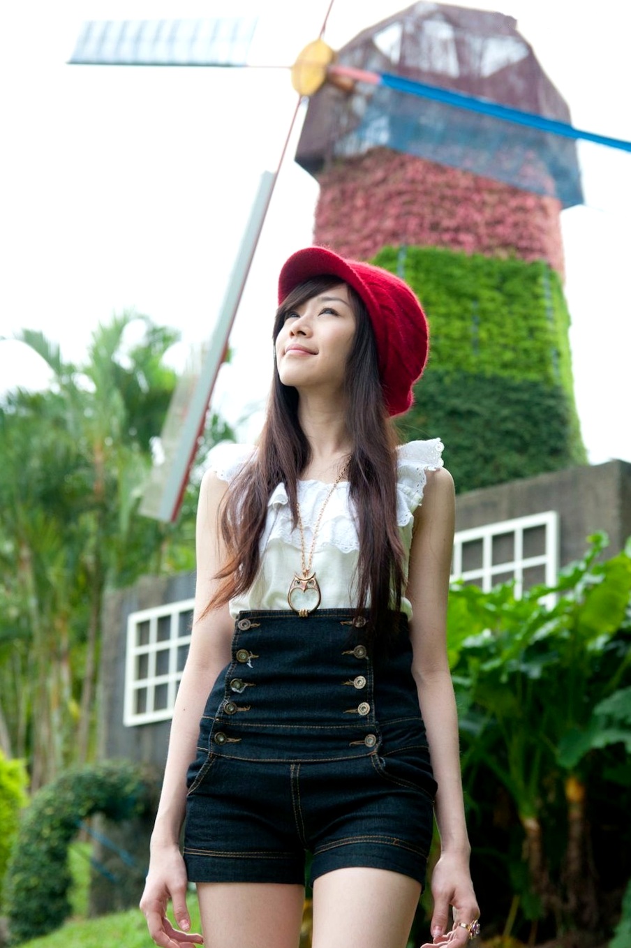 Gallery - 台湾清纯女神Mika户外街拍精选写真，清新甜美穿搭尽显邻家少女气质与动人魅力台湾清纯街拍治愈系清新 萧美卡女神私房照_秀色女神 - image 59