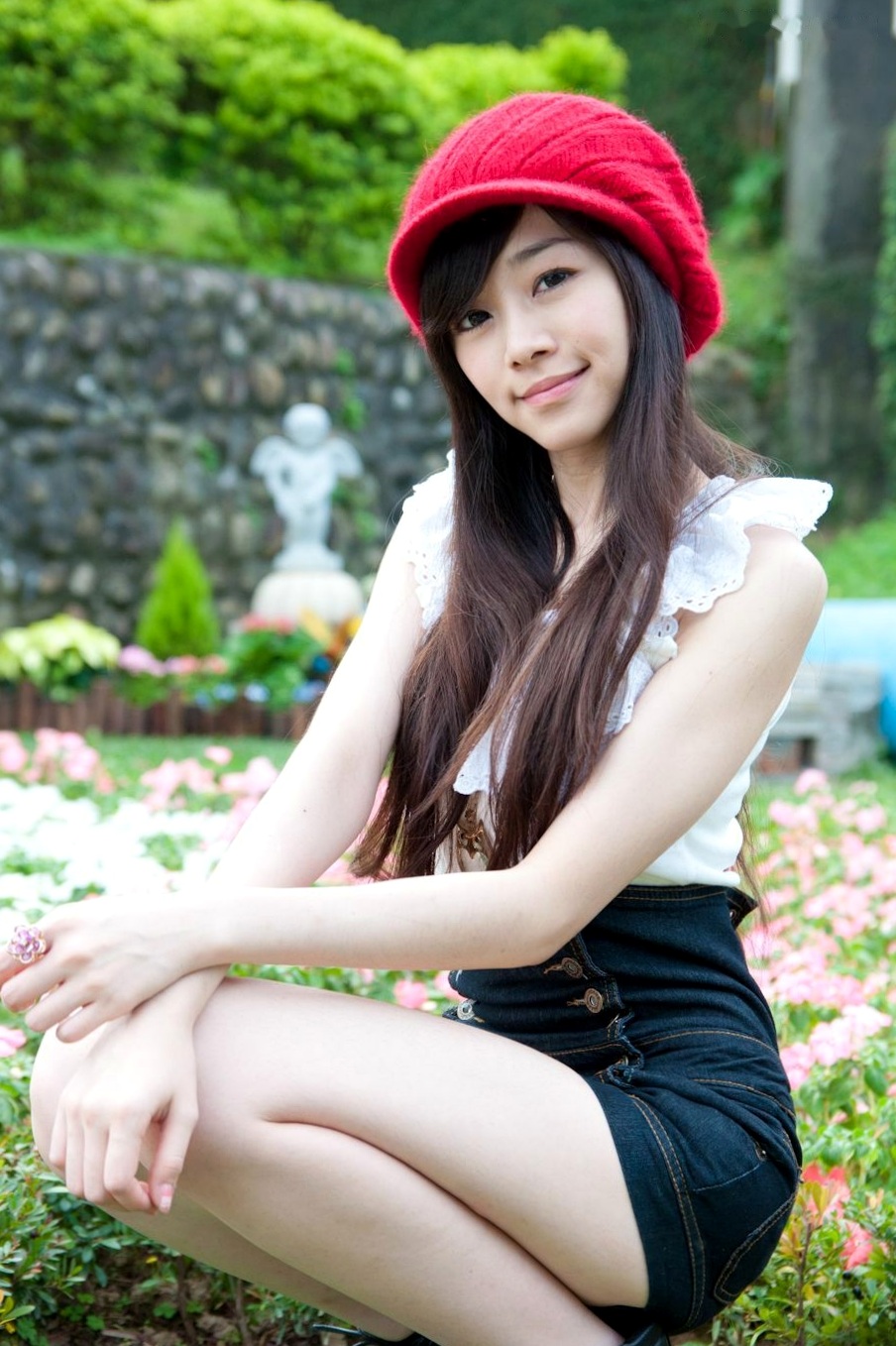 Gallery - 台湾清纯女神Mika户外街拍精选写真，清新甜美穿搭尽显邻家少女气质与动人魅力台湾清纯街拍治愈系清新 萧美卡女神私房照_秀色女神 - image 67