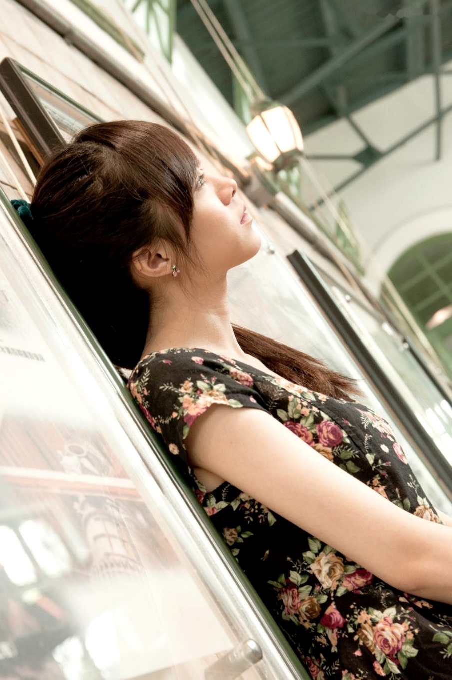 Gallery - 台湾清纯女神Mika户外街拍精选写真，清新甜美穿搭尽显邻家少女气质与动人魅力台湾清纯街拍治愈系清新 萧美卡女神私房照_秀色女神 - image 104