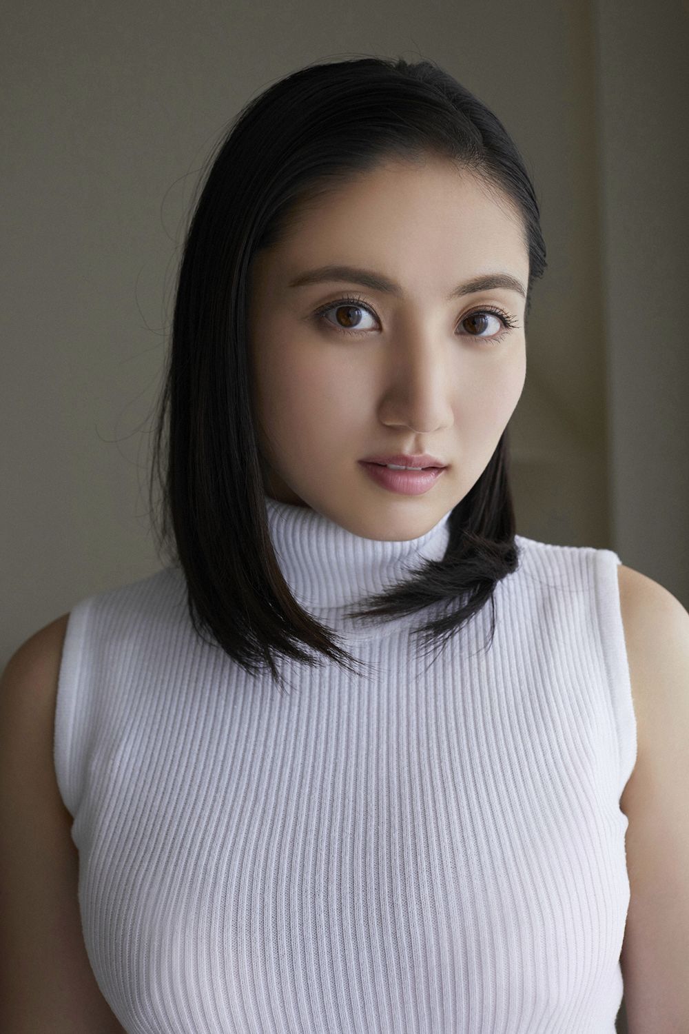 Saaya 紗綾《COMPLETE》 [YS-Web]高清写真图 Vol.823 写真集