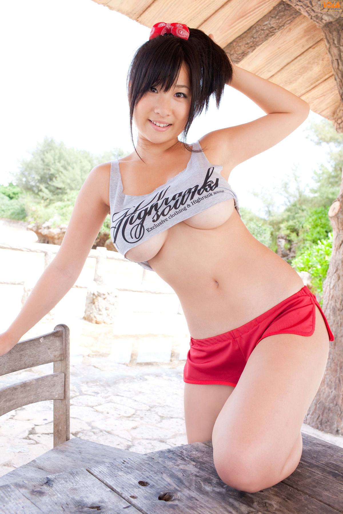 桐山瑠衣-[Bomb.TV]高清写真图套图写真图集2011-03