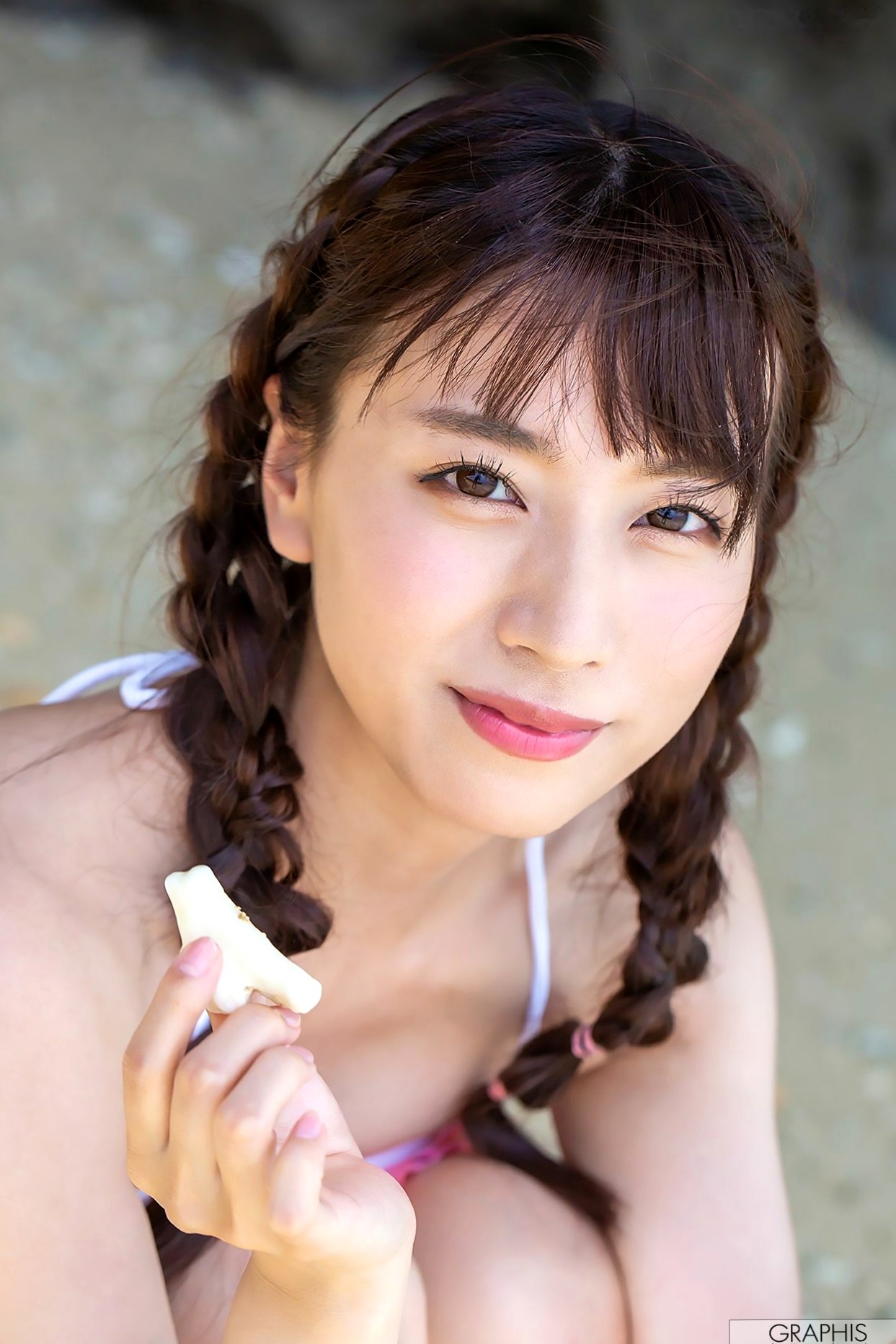 Gallery - Graphis_初川みなみ《umikaze》清新海滨度假与俏皮女仆风私房写真集[46P]日本清新比基尼私房照治愈系 初川南女神私房照_秀色女神 - image 18