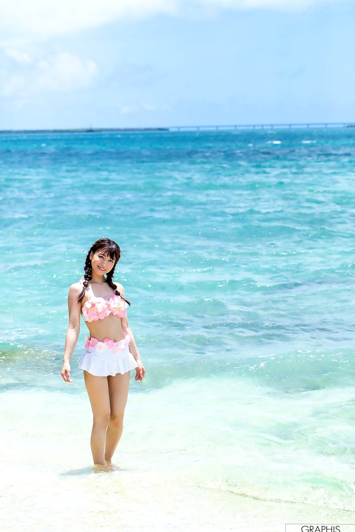 Gallery - Graphis_初川みなみ《umikaze》清新海滨度假与俏皮女仆风私房写真集[46P]日本清新比基尼私房照治愈系 初川南女神私房照_秀色女神 - image 19