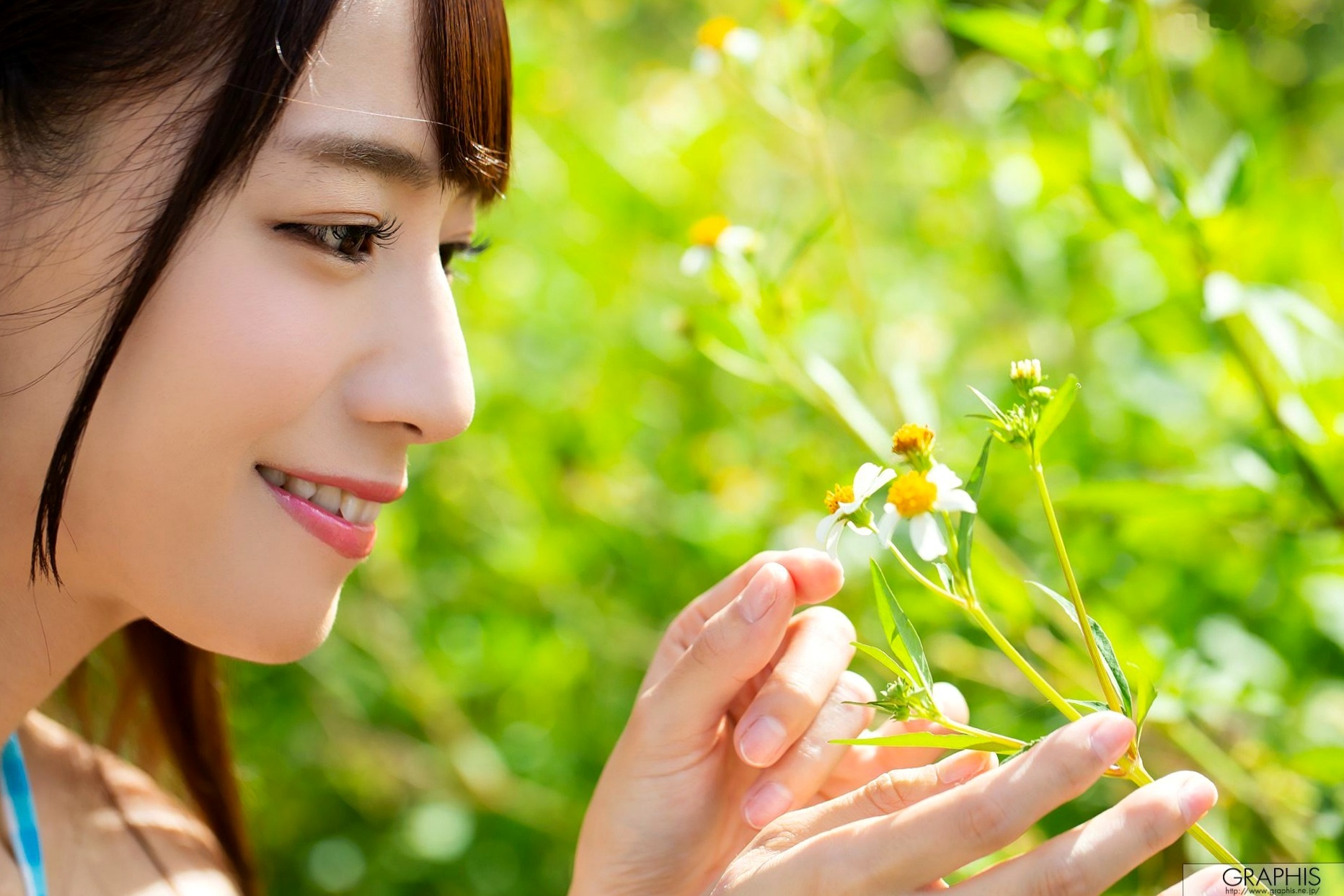 Gallery - Graphis_初川みなみ《umikaze》清新海滨度假与俏皮女仆风私房写真集[46P]日本清新比基尼私房照治愈系 初川南女神私房照_秀色女神 - image 37
