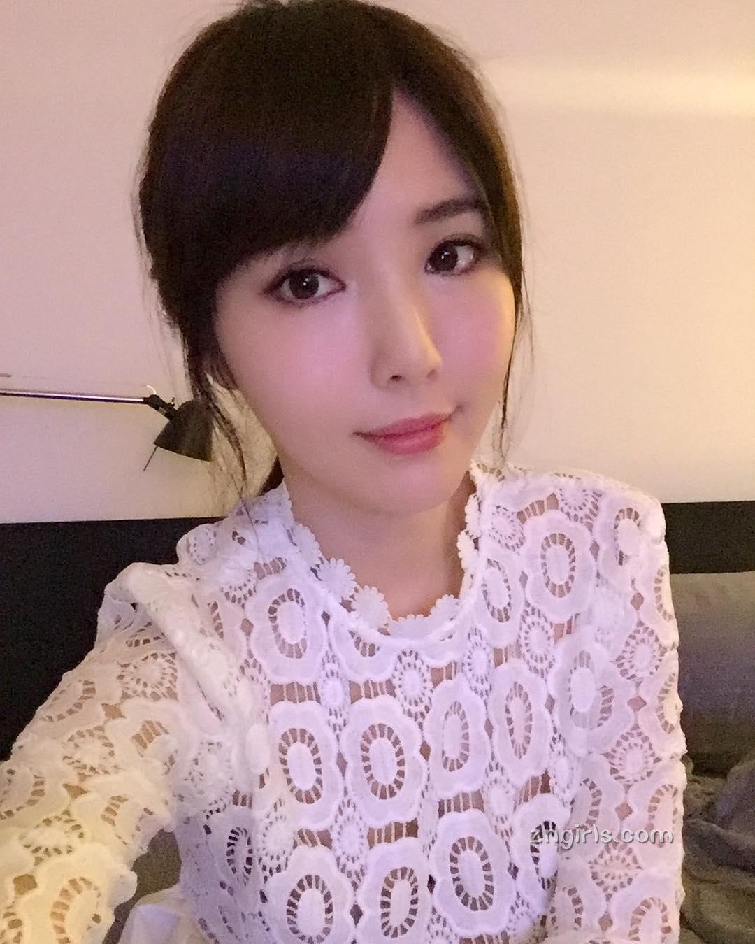 气象女主播朱琦郁 魅力非凡的气质校花