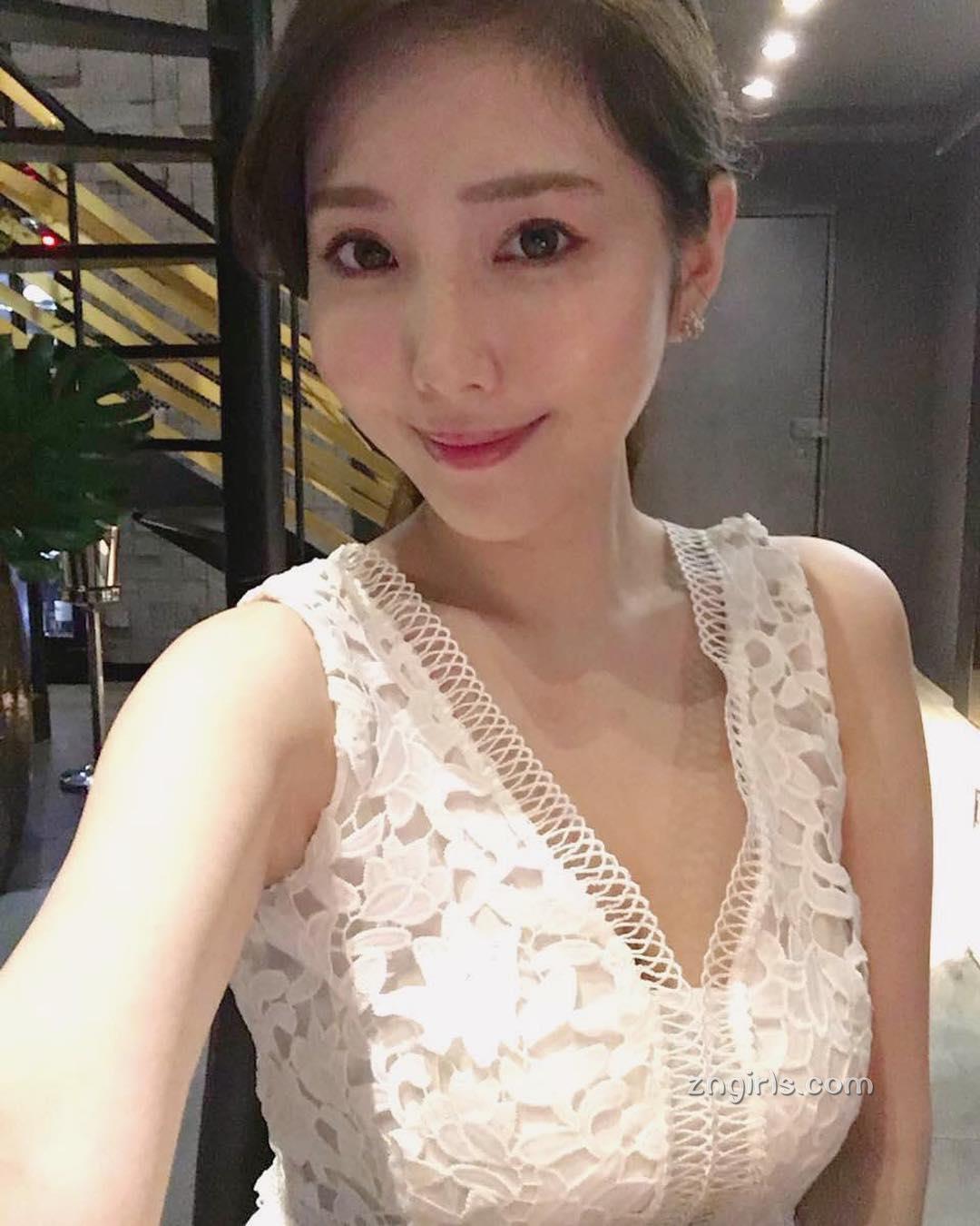 气象女主播朱琦郁 魅力非凡的气质校花