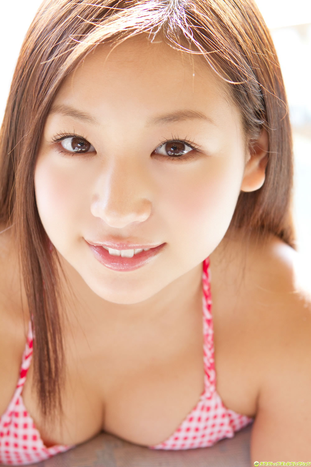 佐山彩香 [DGC]高清写真图2013.05 No.1089 100％美少女！無敵の弾ける限界ボディ