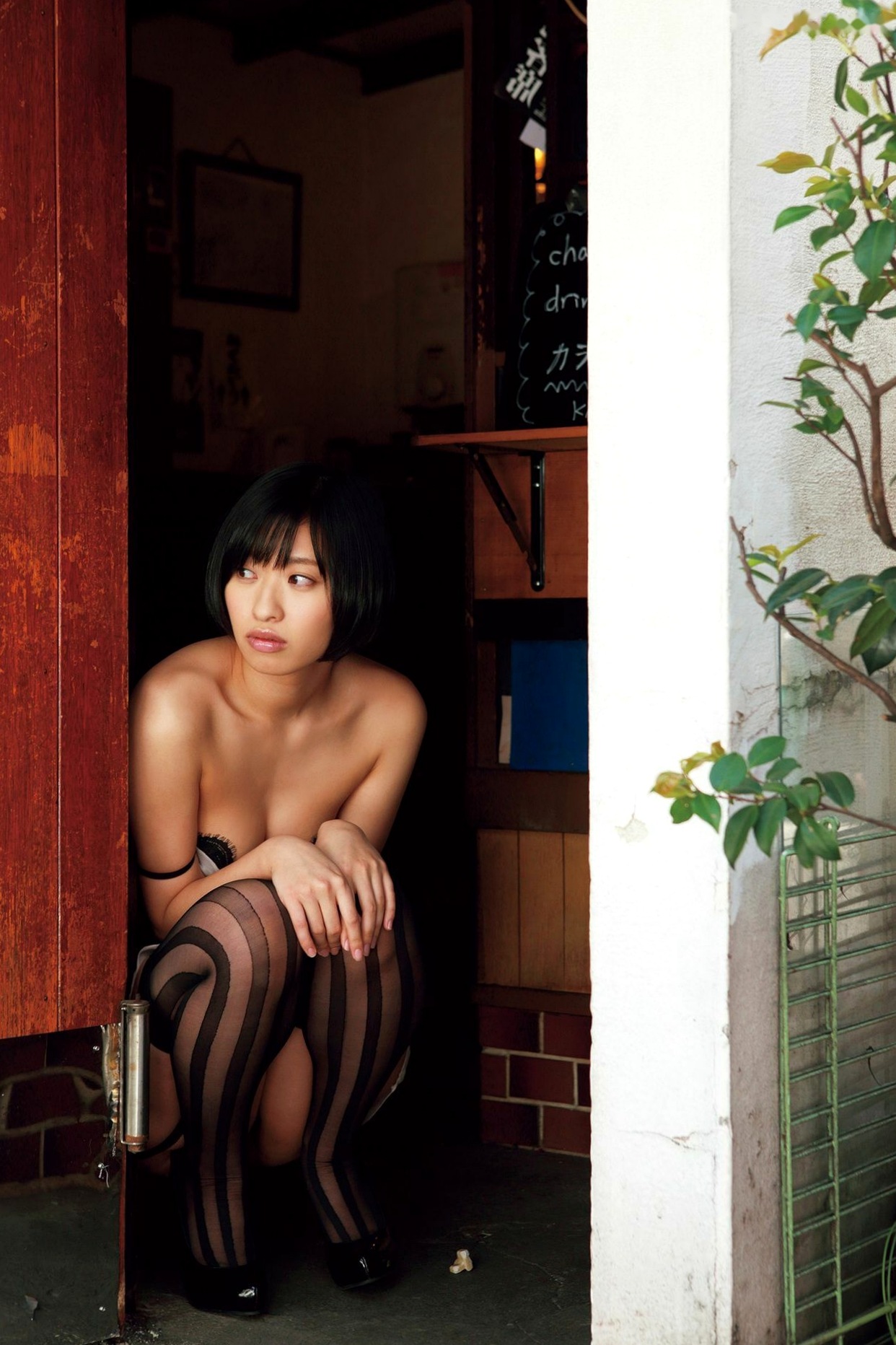 Gallery - 尻神仓持由香必撮写真集：极致美臀展现诱惑私房诱拍，尽显性感女神魅力[56P]性感诱惑美臀私房照尤物 仓持由香女神私房照_秀色女神 - image 5