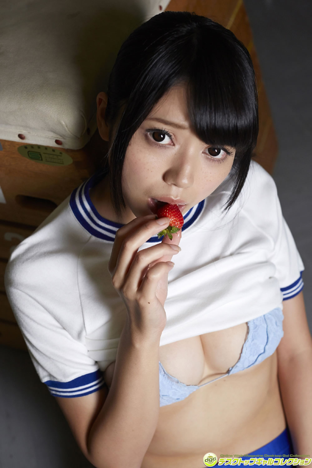 小間千代 [DGC套图写真图集]高清写真图2014年10月号 No.1197