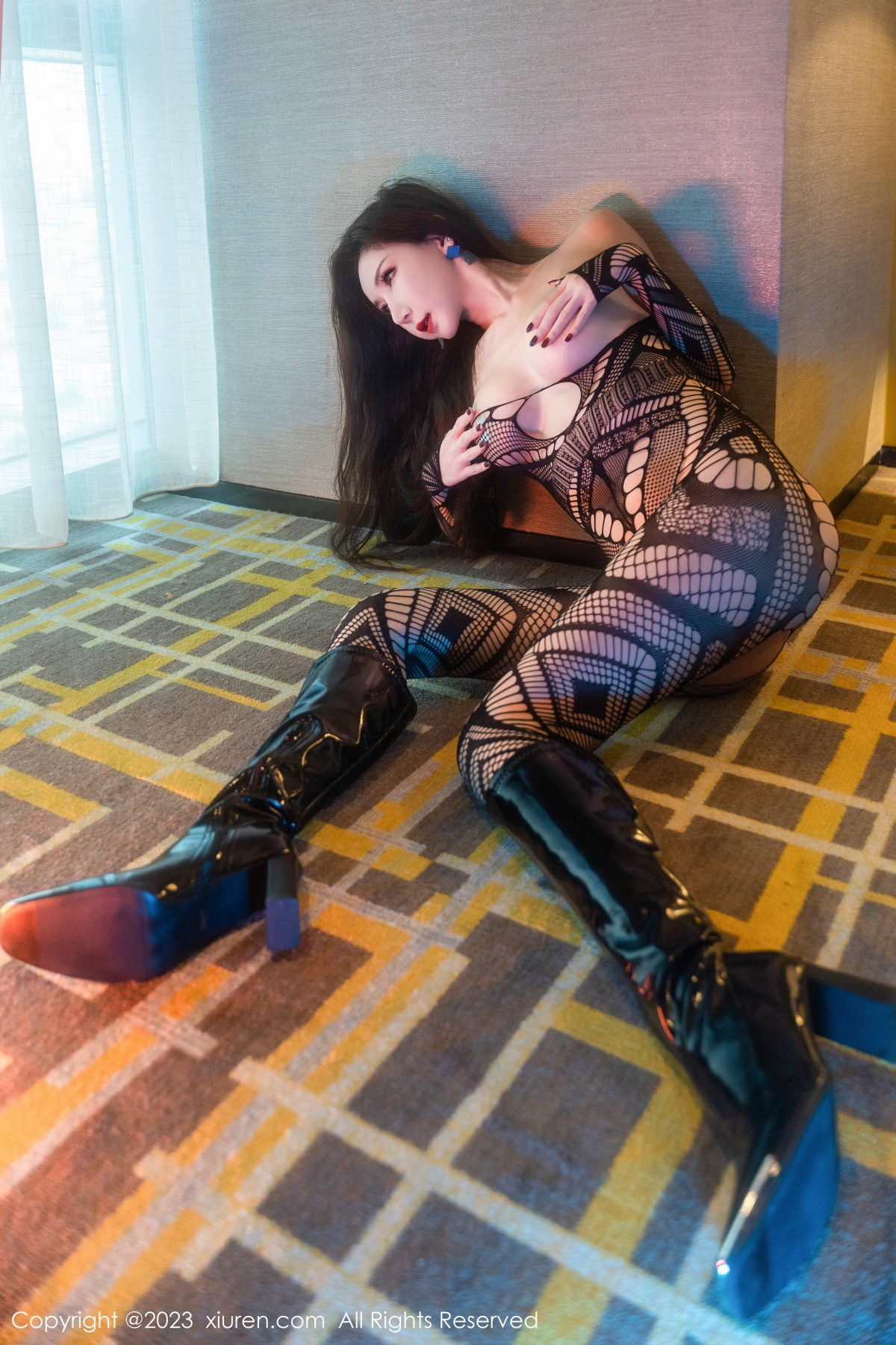 [XiuRen]高清写真图 2023.11.21 No.7691 陈怡曼 美腿美臀