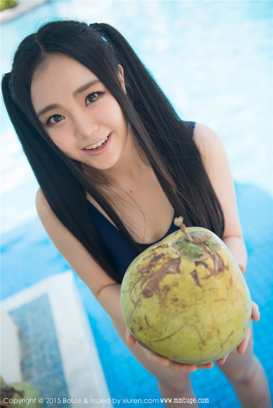 许文婷 [BoLoli波萝社]高清写真图VOL.018 泳池清凉