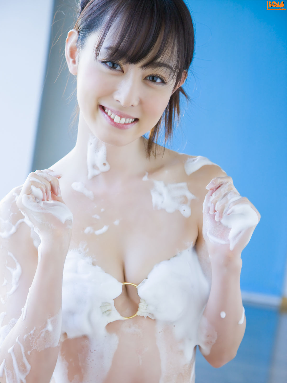 秋山莉奈-[Bomb.TV]高清写真图套图写真图集2009-04