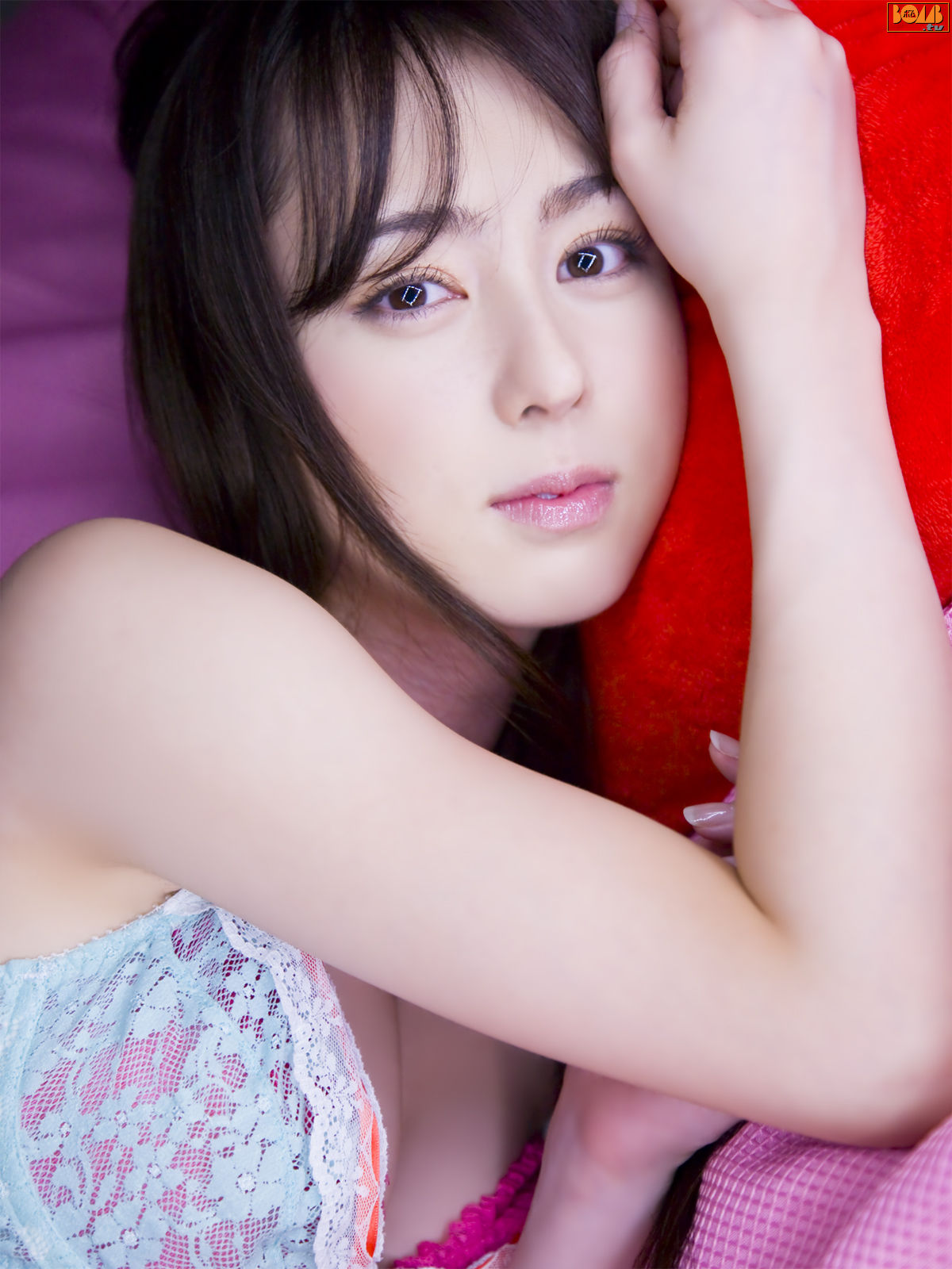 秋山莉奈-[Bomb.TV]高清写真图套图写真图集2009-04
