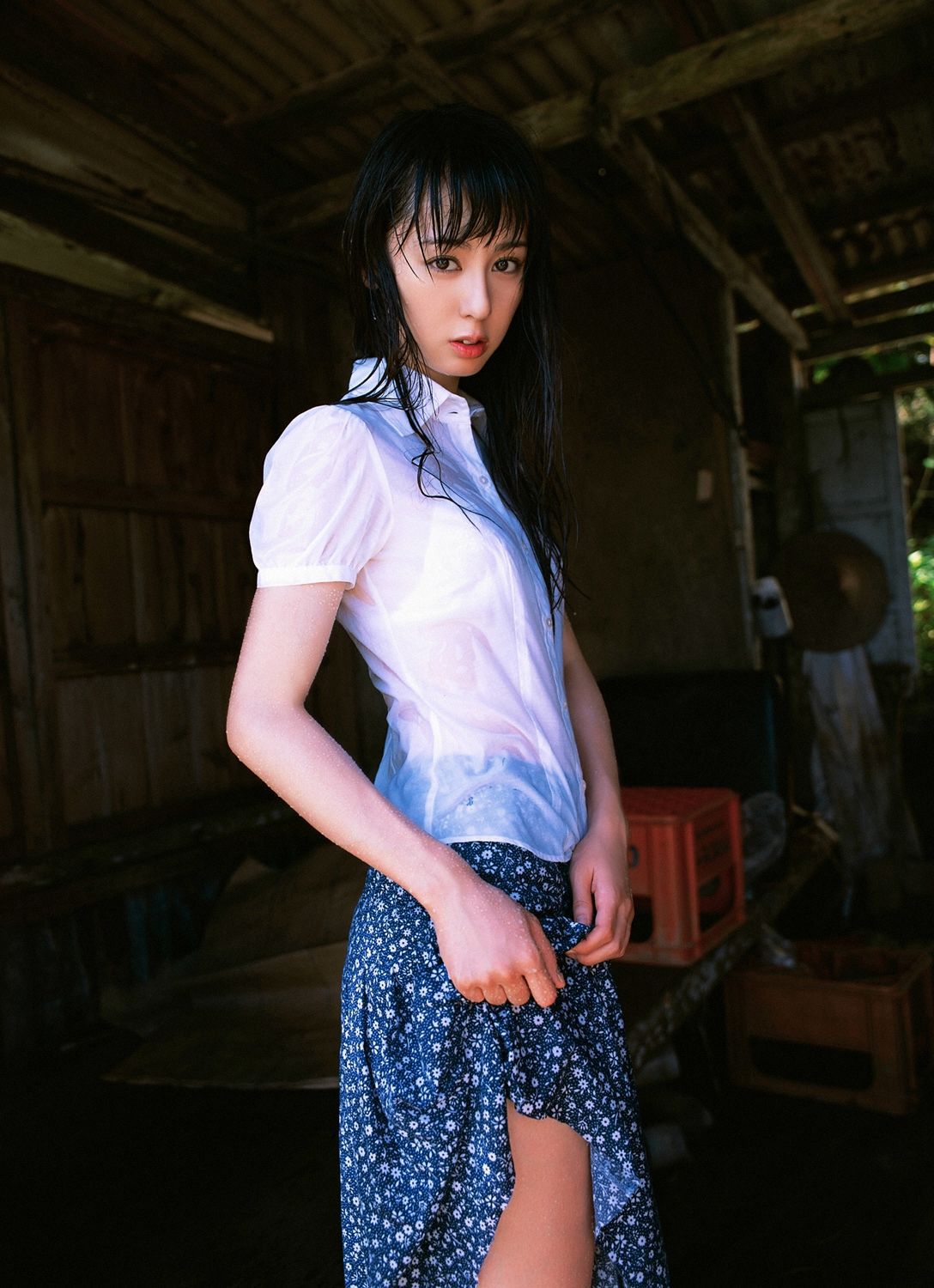 秋山莉奈-《莉奈のもうひと雫》[YS Web]高清写真图套图写真图集Vol.234
