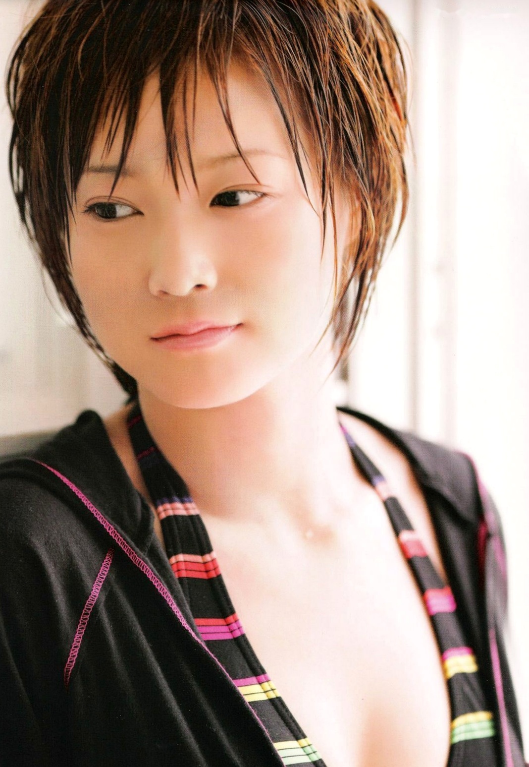 Gallery - PB写真集_龟井絵里 《ERI》 清新比基尼与时尚街拍，呈现少女灵动感与治愈气息日本清新比基尼治愈系女神 龟井绘里女神私房照_秀色女神 - image 2