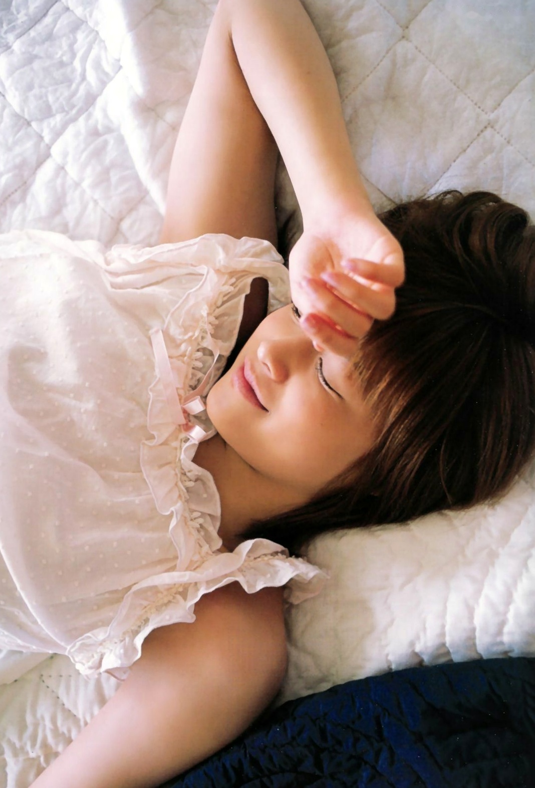 Gallery - PB写真集_龟井絵里 《ERI》 清新比基尼与时尚街拍，呈现少女灵动感与治愈气息日本清新比基尼治愈系女神 龟井绘里女神私房照_秀色女神 - image 21
